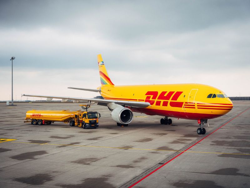 پست dhl